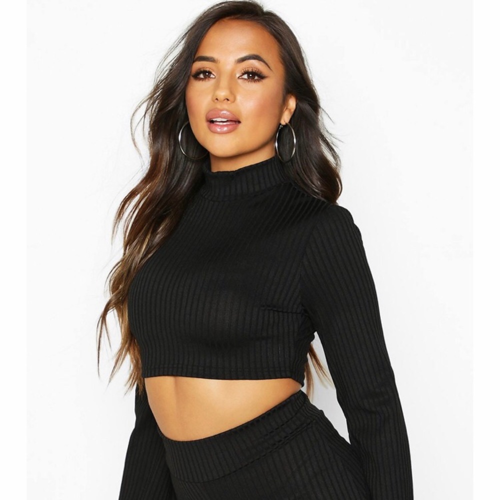 Boohoo Black top